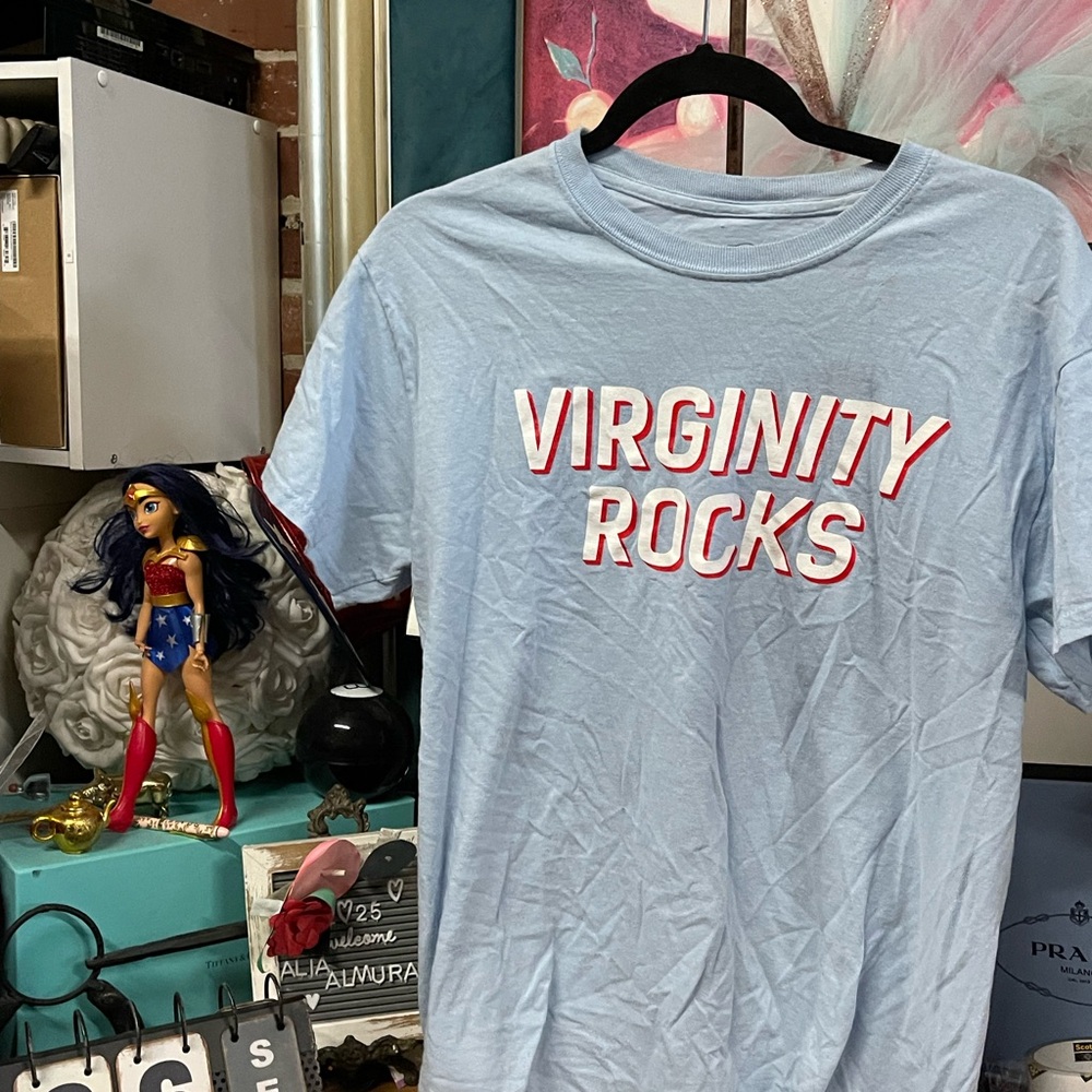 Danny Duncan Medium Light Blue Virginity Rocks Short Sleeve TShirt Tee Spellout